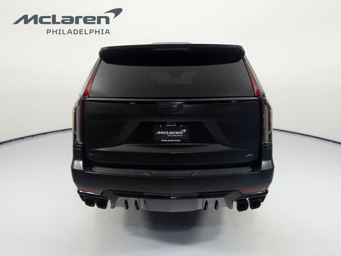 Used 2023 Cadillac Escalade V AWD/4WD image 6