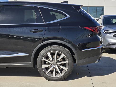 Certified 2025 Acura MDX w/ Technology Package image 11