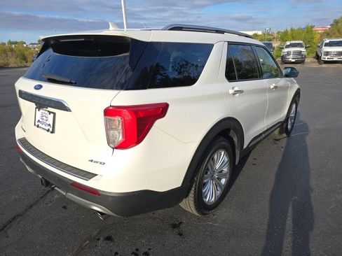 Certified 2022 Ford Explorer Limited w/ Equipment Group 301A image 13