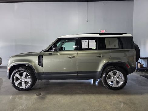 Used 2023 Land Rover Defender 110 SE AWD/4WD image 7