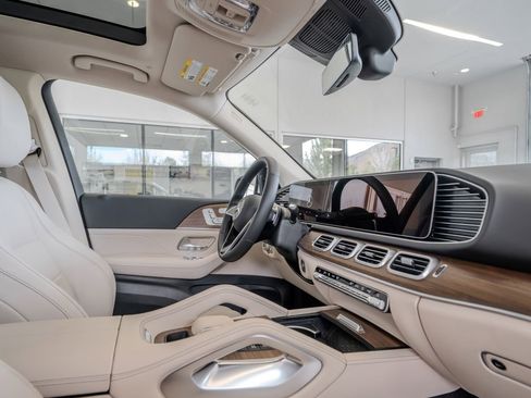 New 2026 Mercedes-Benz GLE 450 4MATIC image 17