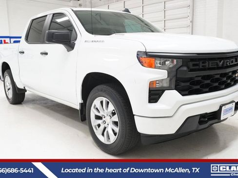 Used 2024 Chevrolet Silverado 1500 Custom RWD image 3