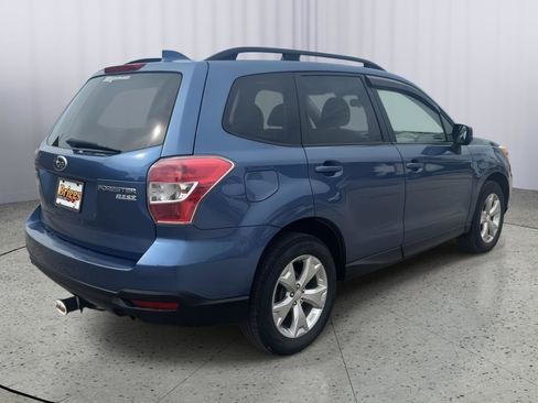 Used 2016 Subaru Forester 2.5i Premium AWD/4WD image 5
