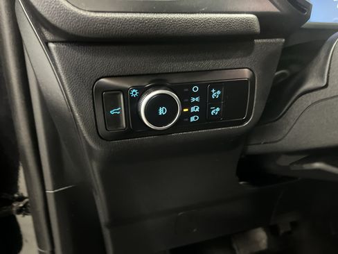 Used 2025 Ford Escape ST-Line Select AWD/4WD image 32
