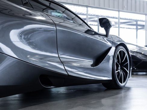 Used 2020 McLaren 720S Luxury image 25