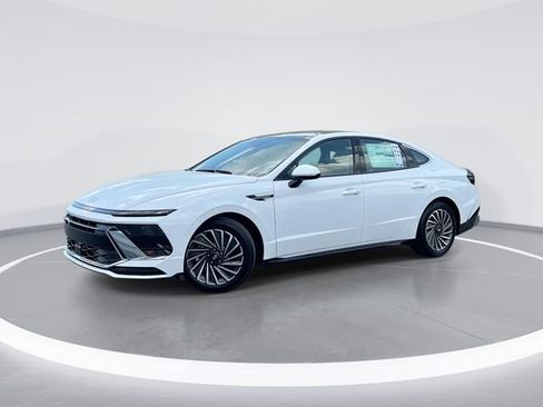 New 2026 Hyundai Sonata SEL FWD image 1