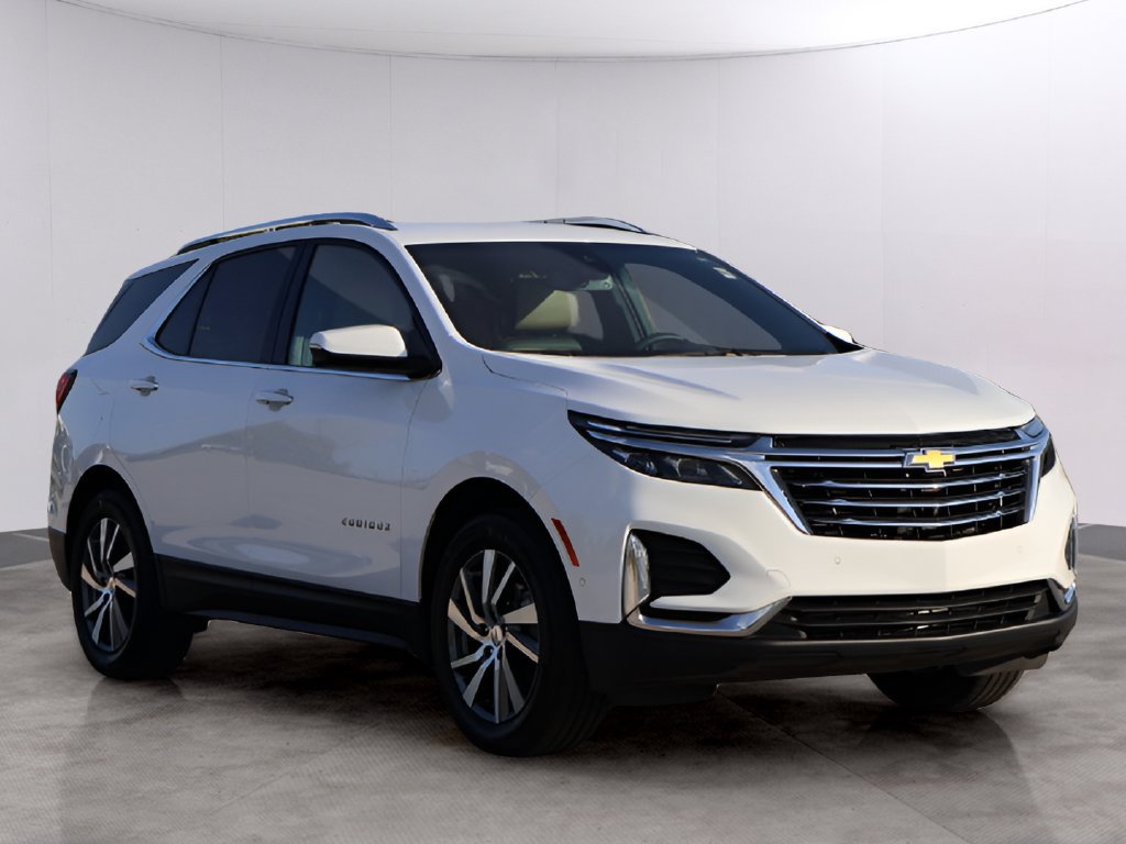 Used 2024 Chevrolet Equinox Premier FWD image 3