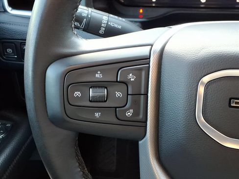 Used 2024 GMC Yukon XL Denali AWD/4WD image 22