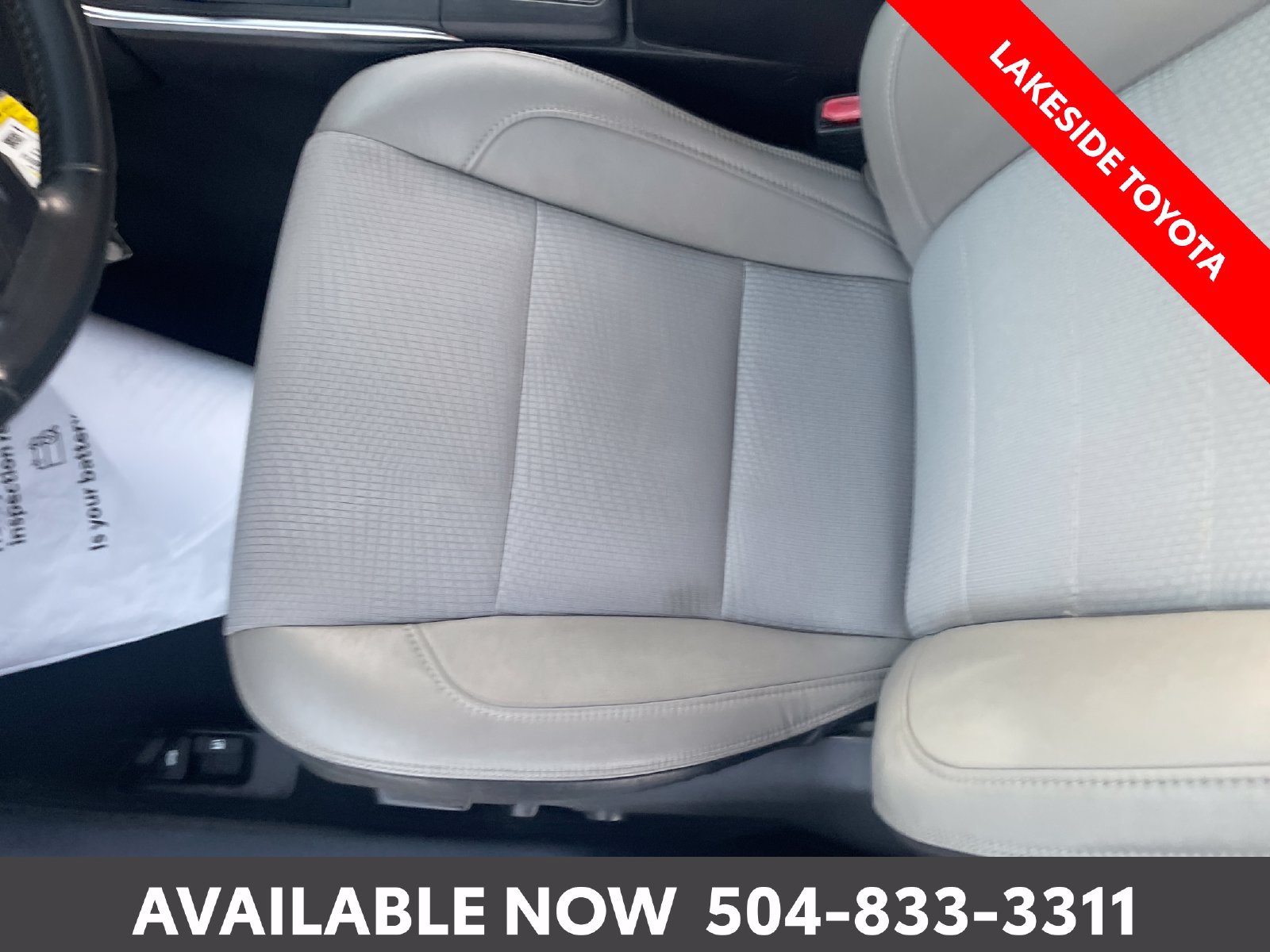 Used 2017 Toyota Camry SE FWD image 26