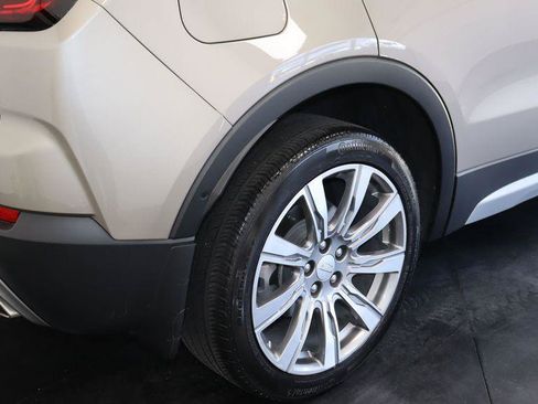 Certified 2023 Cadillac XT4 Luxury w/ Cold Weather Package AWD/4WD image 17