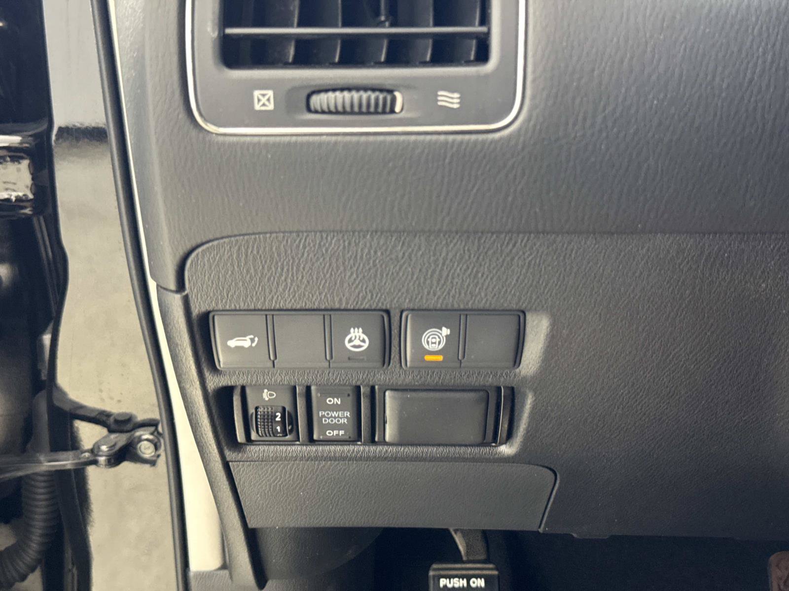 Used 2018 INFINITI QX80 2WD w/ Driver Assistance Package image 32