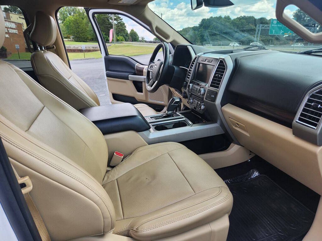 Used 2016 Ford F150 Lariat w/ Equipment Group 502A Luxury AWD/4WD image 18