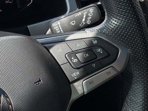 Used 2021 Volkswagen Atlas Cross Sport SEL R-Line AWD/4WD image 24