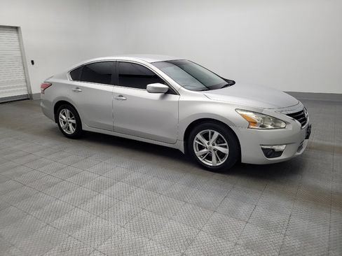 Used 2015 Nissan Altima 2.5 SV FWD image 11