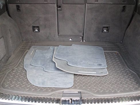 Used 2014 Porsche Cayenne Diesel Platinum Edition image 26