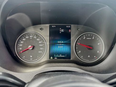 Used 2024 Mercedes-Benz Sprinter 3500 image 35