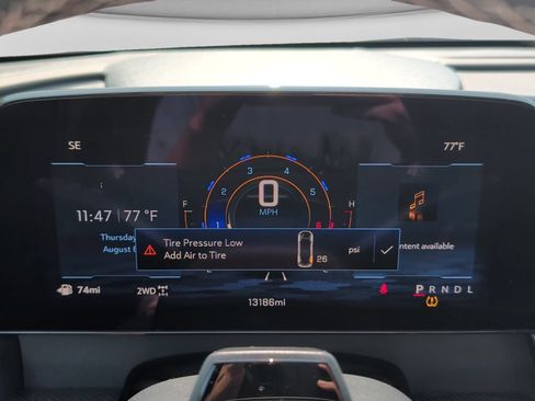 Used 2026 Chevrolet Traverse High Country w/ LPO, Floor Liner Package AWD/4WD image 10