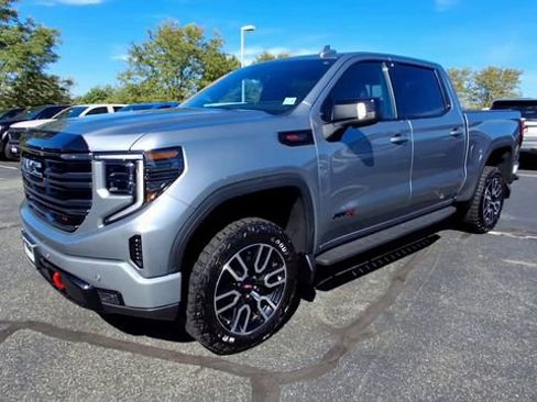 Certified 2026 GMC Sierra 1500 AT4 w/ AT4 Premium Package AWD/4WD image 4