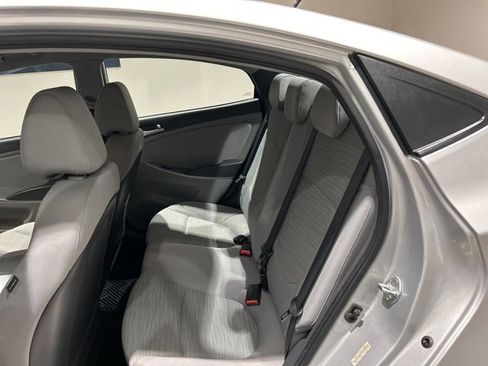 Used 2015 Hyundai Accent GLS image 14