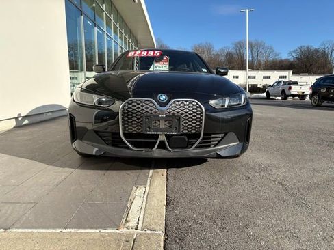 Used 2025 BMW i4 xDrive40i w/ Premium Package image 8