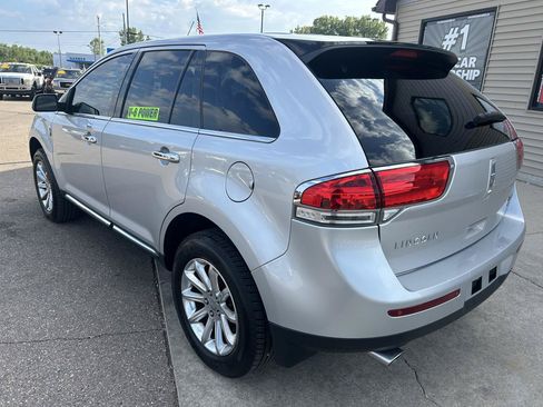 Used 2014 Lincoln MKX AWD w/ Equipment Group 101A image 7