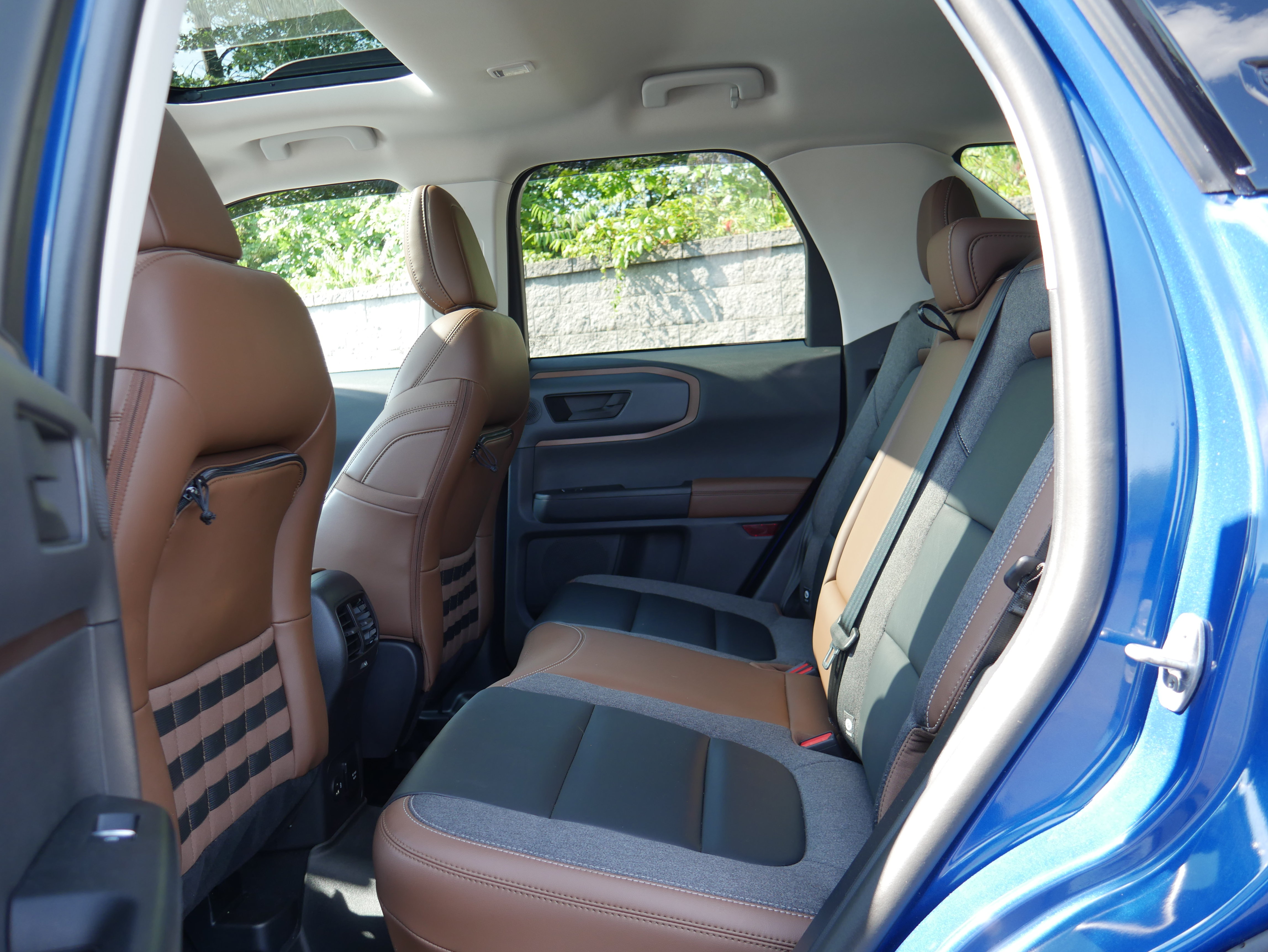 Used 2023 Ford Bronco Sport Outer Banks w/ Tech Package AWD/4WD image 14