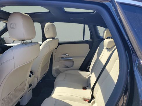 Certified 2025 Mercedes-Benz GLA 250 GLA 250 image 10