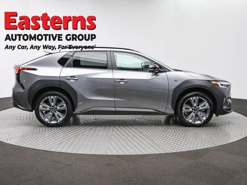 Used 2023 Subaru Solterra AWD image 4