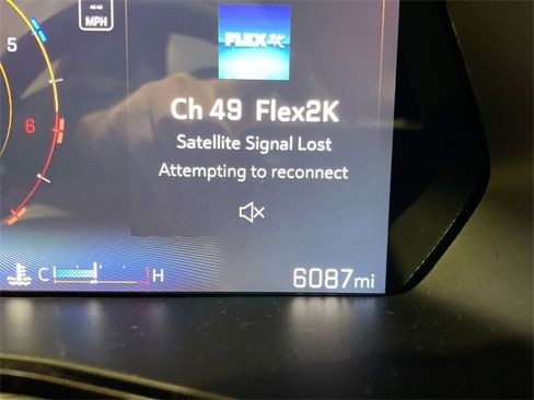 Used 2026 Chevrolet Colorado ZR2 w/ Technology Package image 25