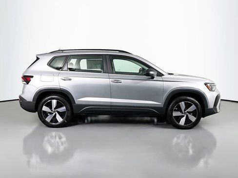 New 2026 Volkswagen Taos S image 8