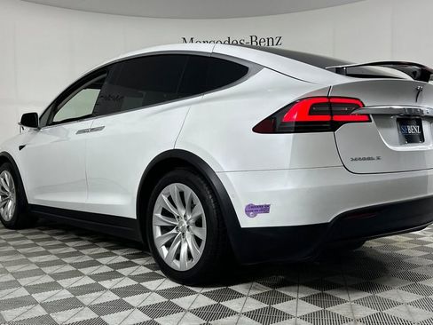 Used 2019 Tesla Model X Long Range image 6