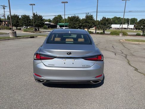 Certified 2023 Lexus ES 350 w/ Premium Package FWD image 3