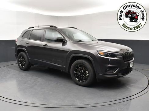 Used 2023 Jeep Cherokee Altitude Lux w/ Lux Elite Package AWD/4WD image 1