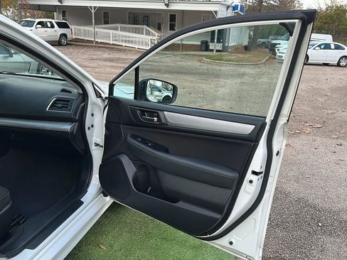 Used 2018 Subaru Legacy 2.5i Premium image 27