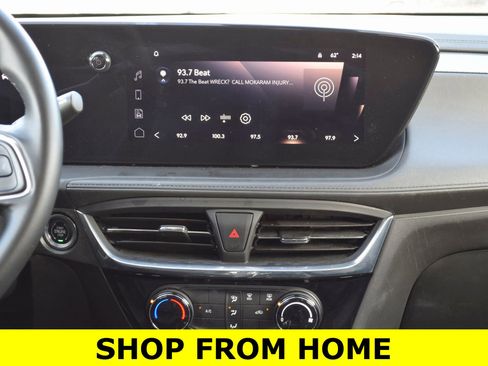 Used 2024 Buick Encore GX Sport Touring image 4