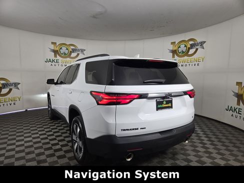 Used 2022 Chevrolet Traverse LT AWD/4WD image 6