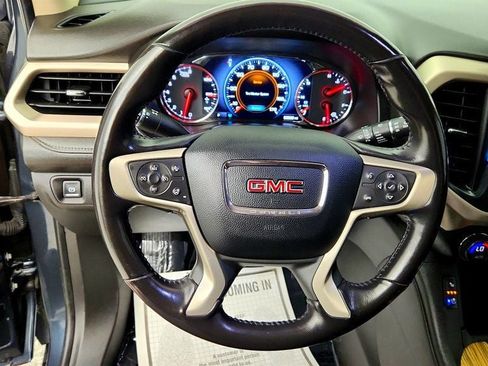 Used 2019 GMC Acadia Denali w/ Technology Package AWD/4WD image 14