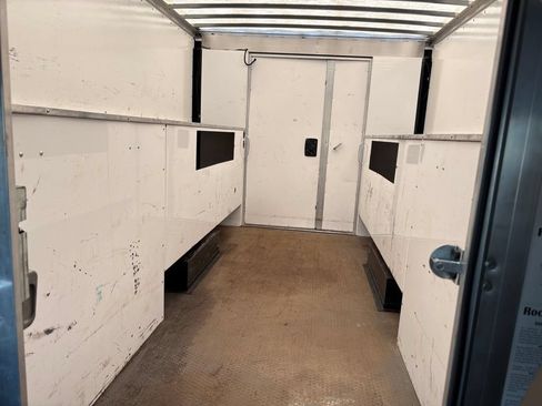 Used 2022 Chevrolet Express 3500 w/ Power Convenience Package RWD image 13