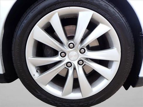 Used 2016 Tesla Model S 85D image 5