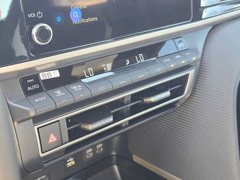 Certified 2026 Toyota Camry SE FWD image 33