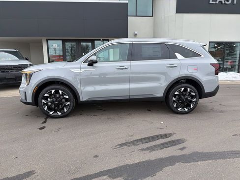 New 2026 Kia Sorento EX image 2