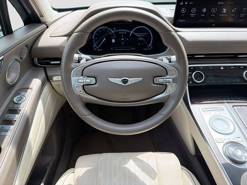 Used 2022 Genesis GV80 2.5T w/ Prestige Package 04 AWD/4WD image 23