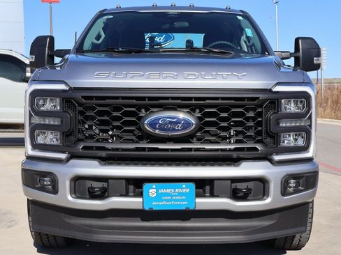 Used 2024 Ford F250 XL w/ STX Appearance Package image 7