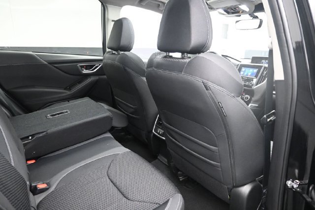 Used 2024 Subaru Forester Premium AWD/4WD image 25