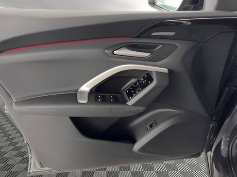 New 2025 Audi Q5 Prestige image 14