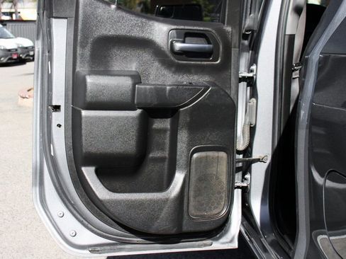 Used 2020 Chevrolet Silverado 1500 LT RWD image 30