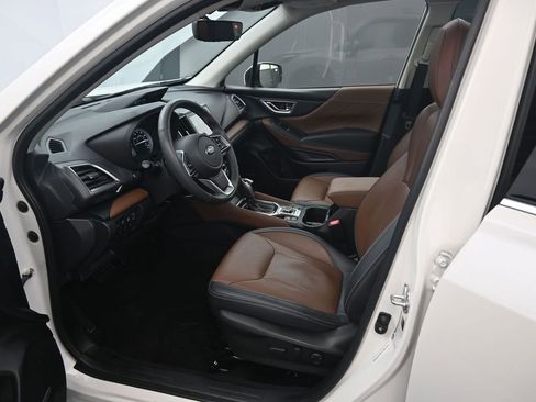 Used 2023 Subaru Forester Touring AWD/4WD image 16