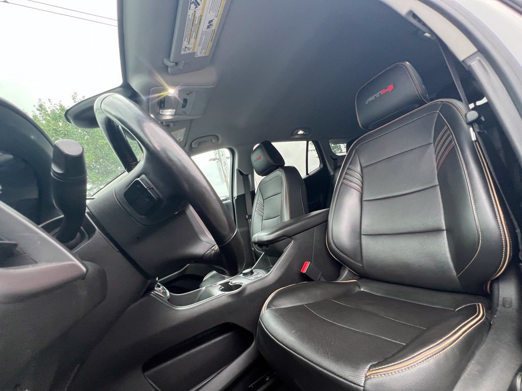 Used 2022 GMC Terrain AT4 AWD/4WD image 16