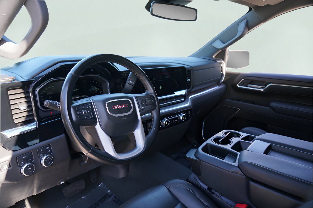 Used 2025 GMC Sierra 1500 SLT AWD/4WD image 7