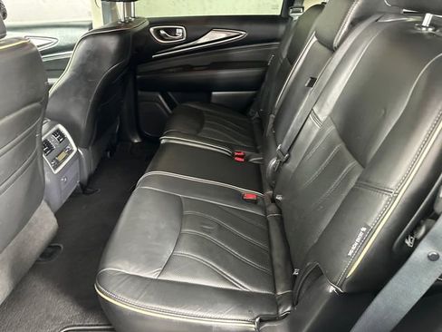 Used 2018 INFINITI QX60 Luxe image 17